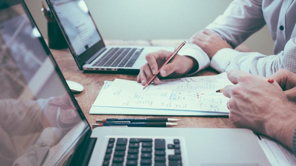 Google integra Gemini ao Sites e permite publicar miniaplicativos sem código